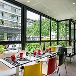 Campanile 12 - Bercy Village 3* Paris
