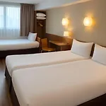 Campanile 12 - Bercy Village Otel Paris