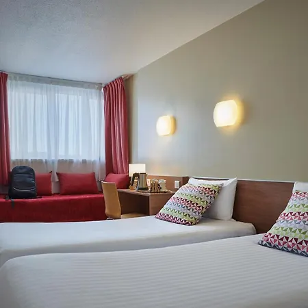 Kyriad Bercy Village Hotel 3*