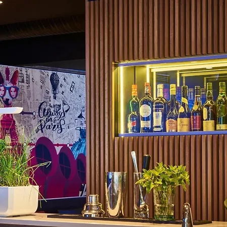Kyriad Bercy Village Hotel 3*