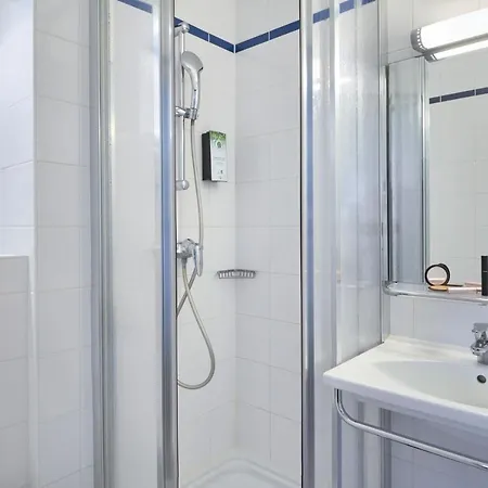 Hotel Kyriad Bercy Village