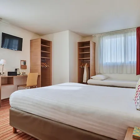 Kyriad Bercy Village Hotel