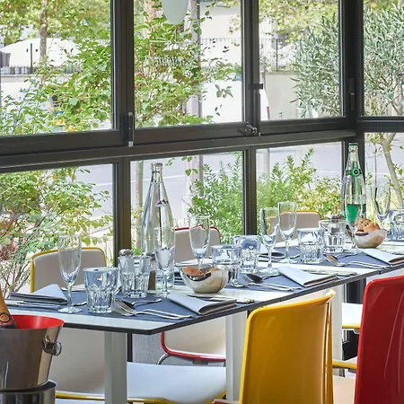 Campanile 12 - Bercy Village Hotel