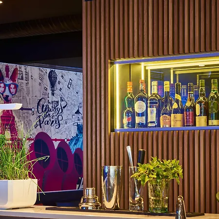 Campanile 12 - Bercy Village Hotel 3*