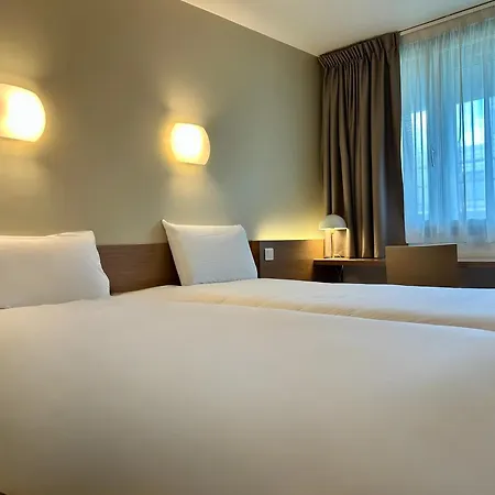 Campanile 12 - Bercy Village Hotel Paris