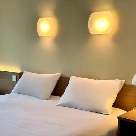 Campanile 12 - Bercy Village Hotel 3*