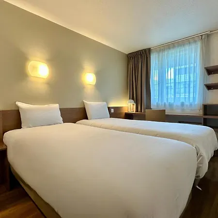 Campanile 12 - Bercy Village 3* Paris