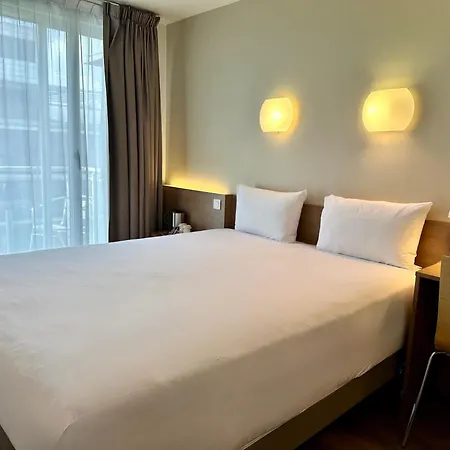 Campanile 12 - Bercy Village 3*