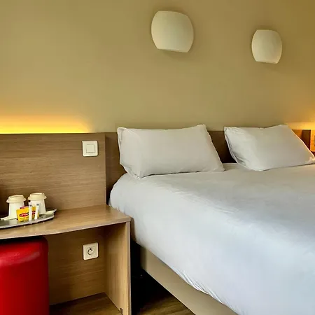 Campanile 12 - Bercy Village Hotel 3*