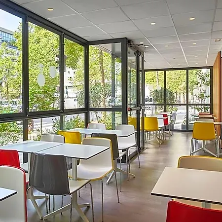 Campanile 12 - Bercy Village Hotell Paris