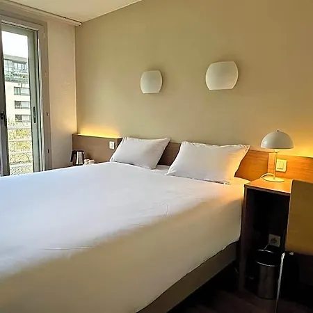 Campanile 12 - Bercy Village Hotell Paris