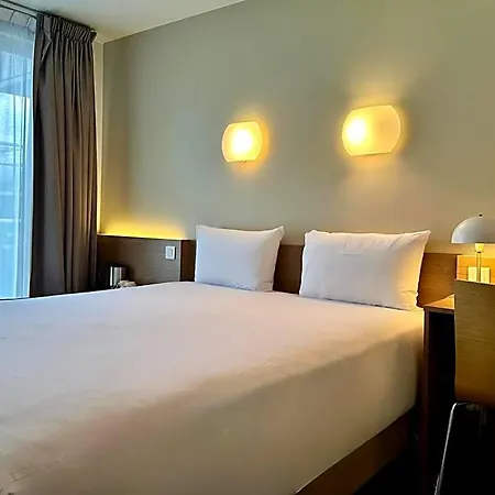 Campanile 12 - Bercy Village Hotell Paris