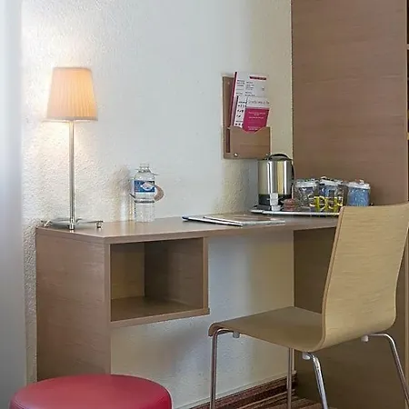 Hotel Campanile 12 - Bercy Village 3*