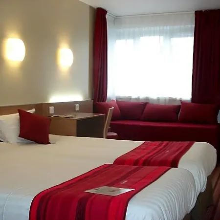 Hotel Campanile 12 - Bercy Village Parigi