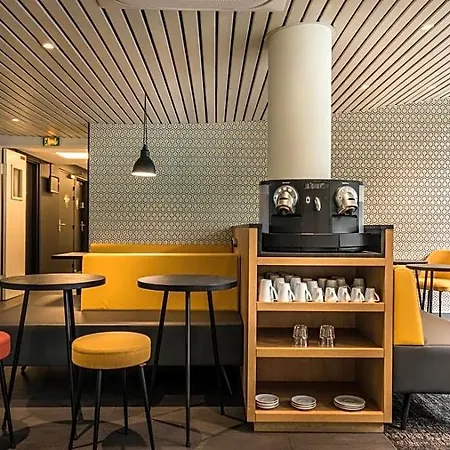 Hotel Campanile 12 - Bercy Village