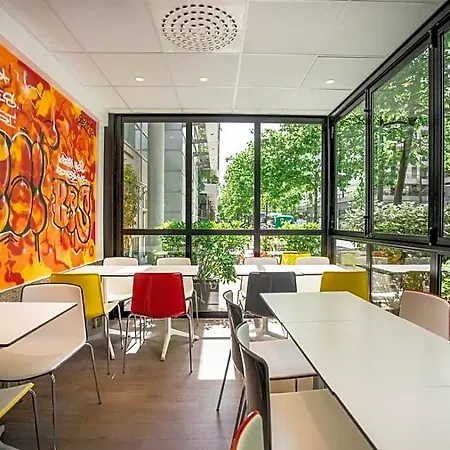 Campanile 12 - Bercy Village Hotel 3*