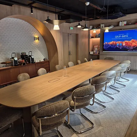 Campanile 12 - Bercy Village Hotel 3*