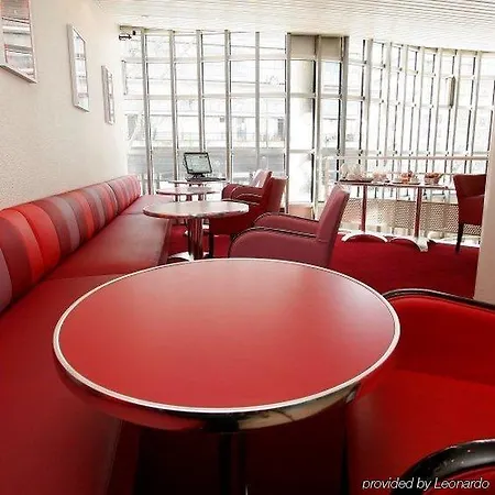 Kyriad Bercy Village Paris