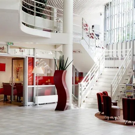 Kyriad Bercy Village