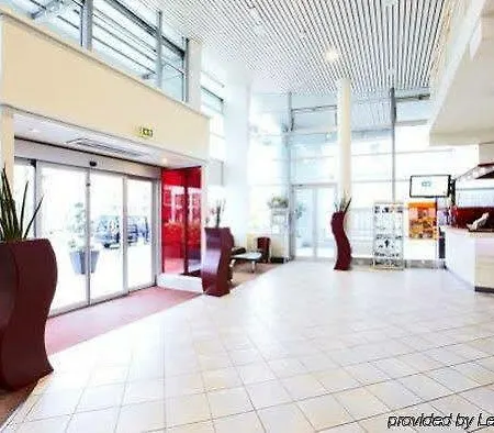 Kyriad Bercy Village Hotel 3*