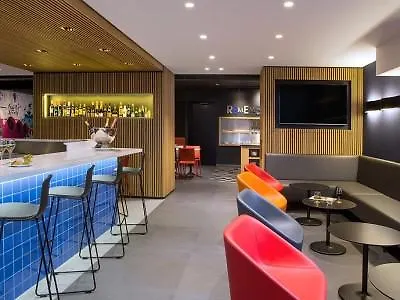 호텔 Campanile 12 - Bercy Village 파리