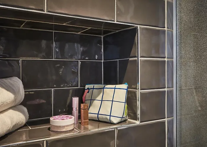 호텔 Campanile 12 - Bercy Village