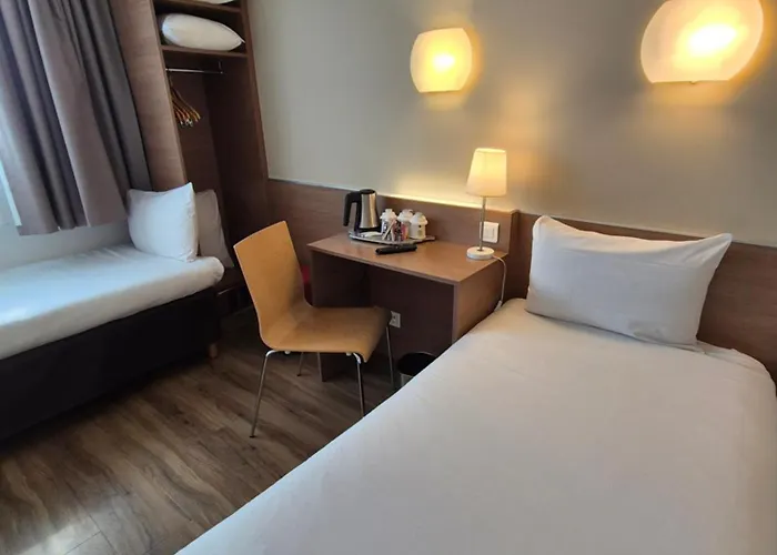 Campanile 12 - Bercy Village 호텔