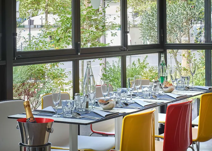 Campanile 12 - Bercy Village 호텔