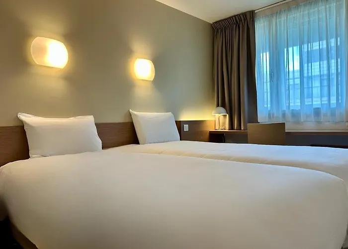 Campanile 12 - Bercy Village Hotel Paris