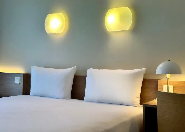 Campanile 12 - Bercy Village 3*