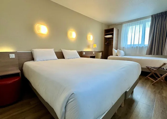 Campanile 12 - Bercy Village Hotel