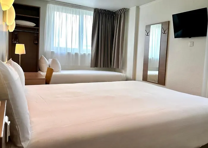 Campanile 12 - Bercy Village Hotel 3*