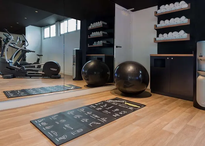 Campanile 12 - Bercy Village 호텔 3*