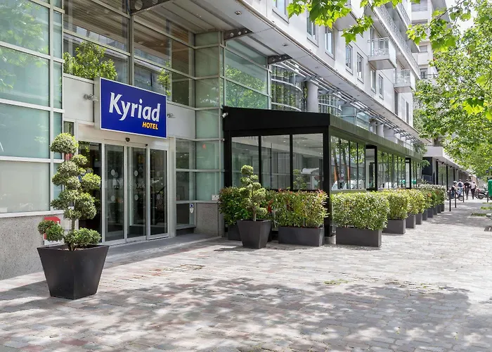 Campanile 12 - Bercy Village 3* 파리