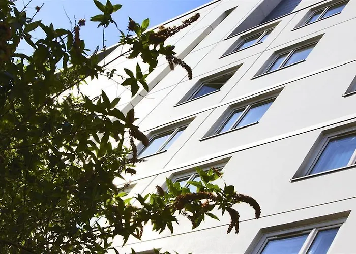 Campanile 12 - Bercy Village 3* 파리