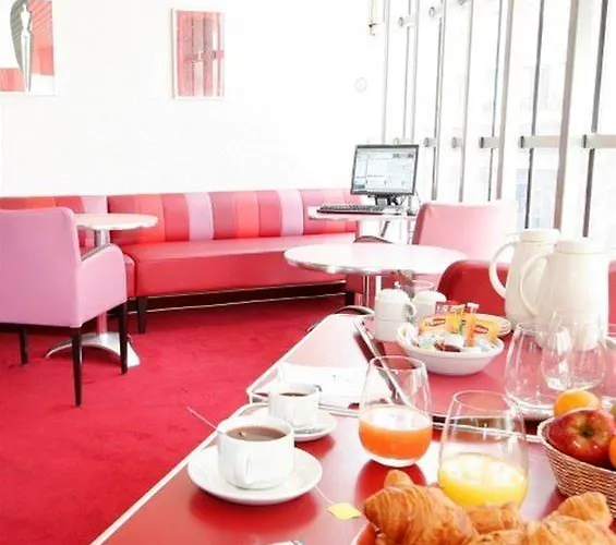 호텔 Campanile 12 - Bercy Village 파리