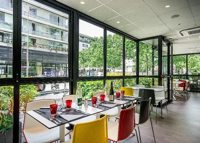 Campanile 12 - Bercy Village 3* 파리