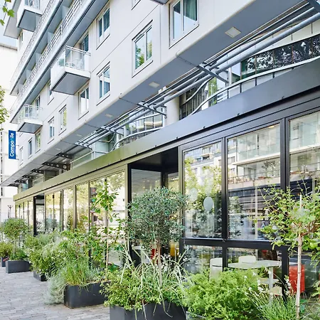 Hotell Campanile 12 - Bercy Village Paris