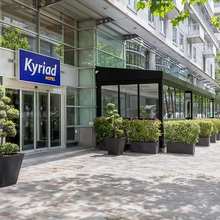 Campanile 12 - Bercy Village 3* Paris