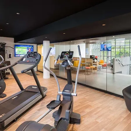 Campanile 12 - Bercy Village 3* Париж
